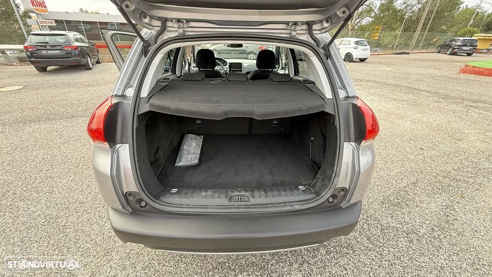 Peugeot 2008 1.2 PureTech Style - 38