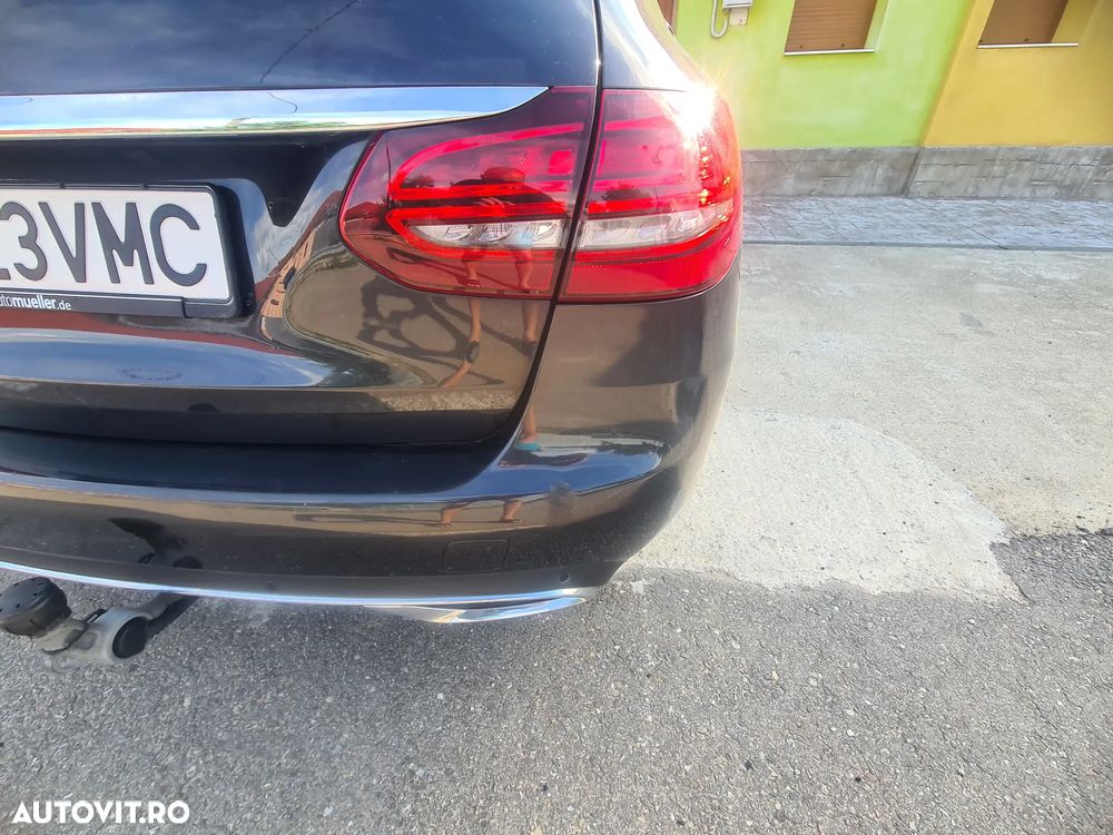 Mercedes-Benz C 220 d 9G-TRONIC - 34