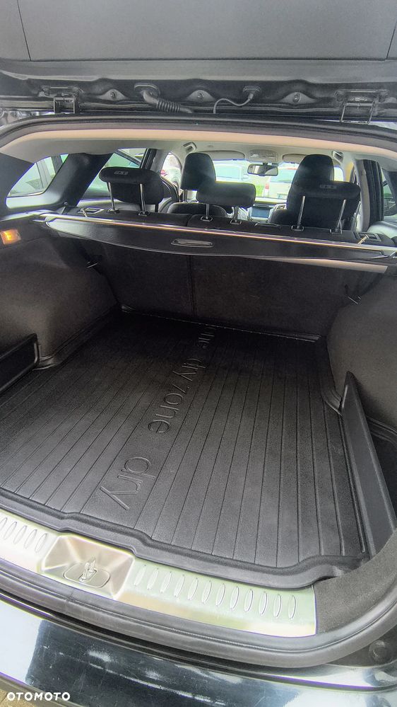 Hyundai i40 Kombi 1.7 CRDi DCT Style - 9