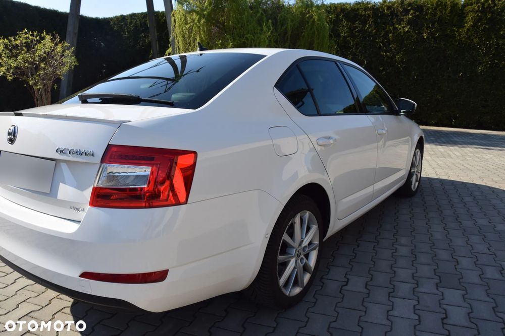 Skoda Octavia 2.0 TDI 4x4 Elegance DSG - 10
