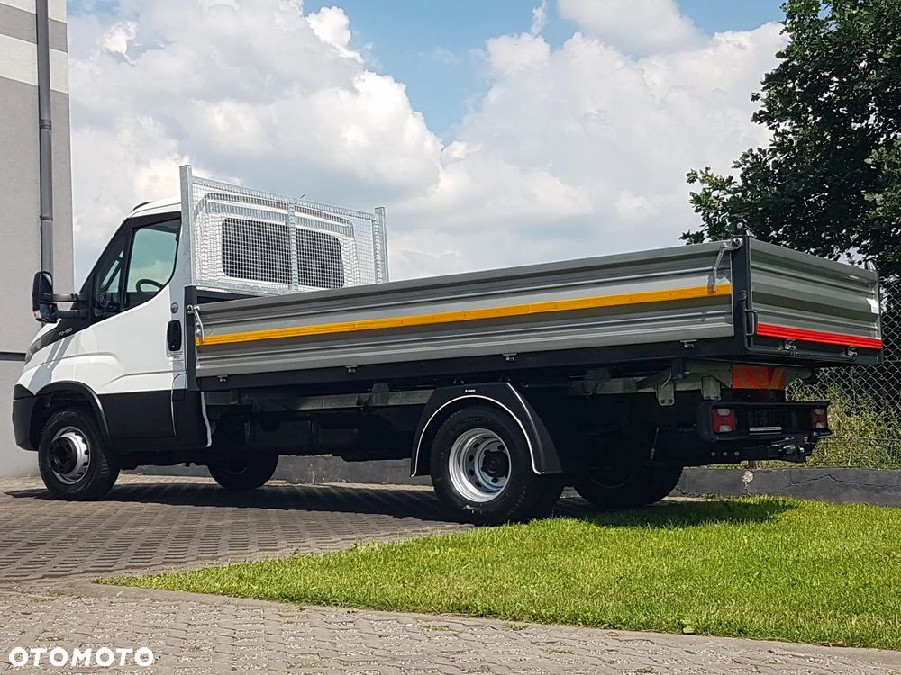 Iveco 70C18 WYWROTKA 3 STRONNA KIPER 4,0x2,2 BLIŹNIAKI 7 TON KLIMA HAK MANUAL 6-BIEGÓW - 28