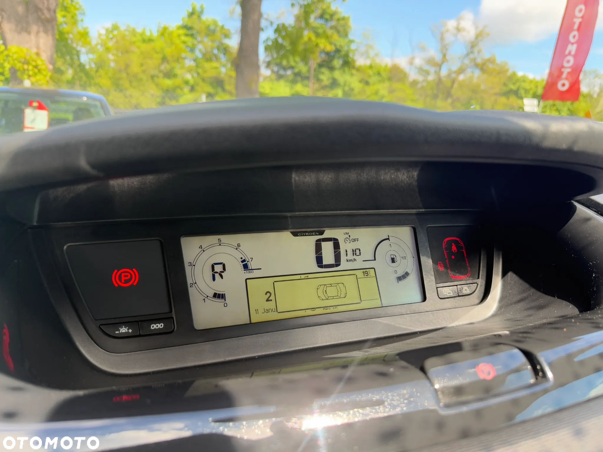 Citroën C4 Grand Picasso 2.0 16V EGS6 Exclusive - 34