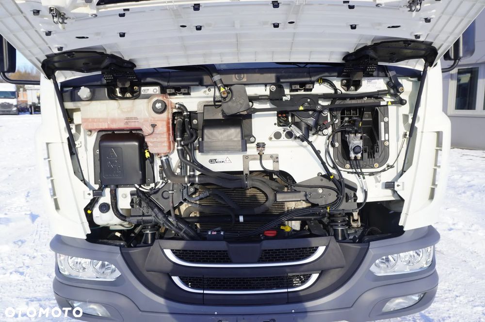 DAF LF 12.210 kontener 18 palet z windą / 50 tys.km /2024 - 29