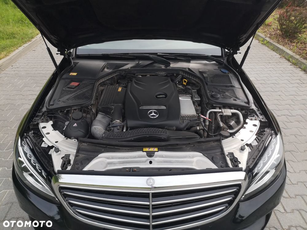 Mercedes-Benz Klasa C 200 Avantgarde - 12