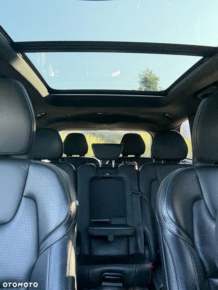 Volvo XC 90 D5 AWD R-Design 7os - 8