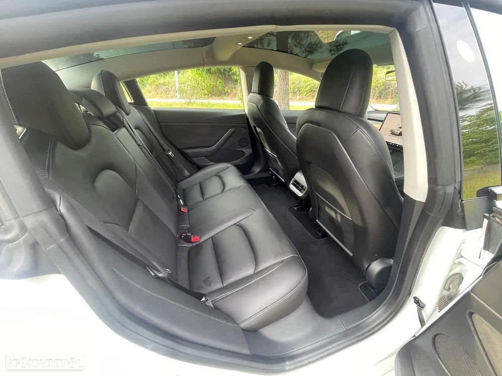 Tesla Model 3 Performance Dual Motor AWD - 28