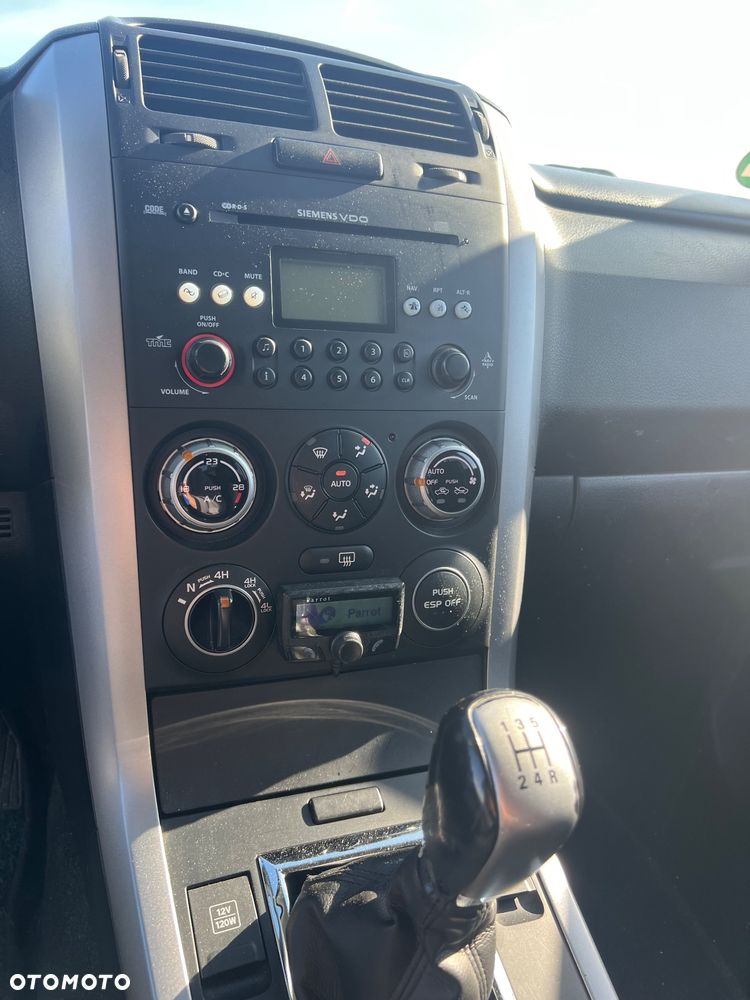 Suzuki Grand Vitara - 11