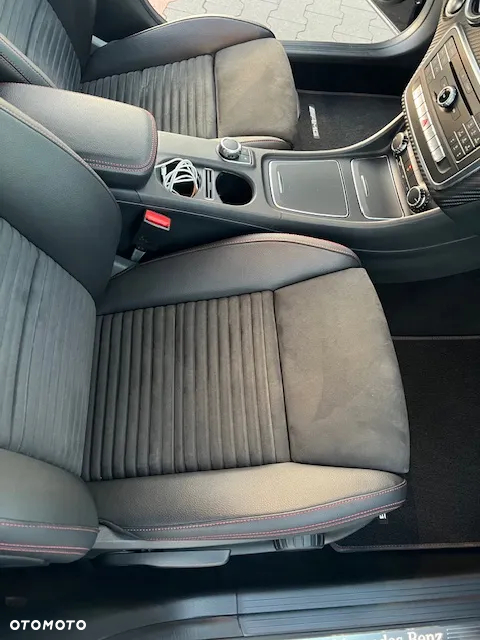 Mercedes-Benz Klasa A 180 7G-DCT AMG Line - 13