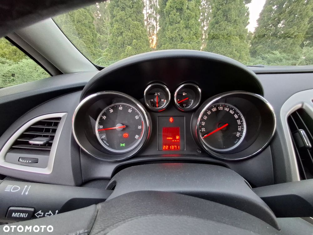 Opel Astra 1.6 - 9