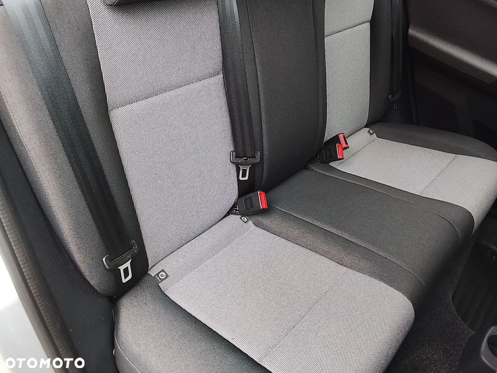 Skoda Fabia 1.2 12V Active Plus - 12