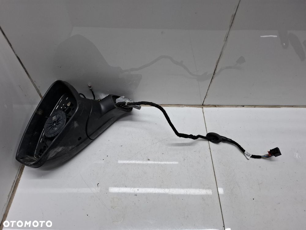 LUSTERKO LEWE VW TIGUAN III KAMERA 15 PIN 571857501EB - 1