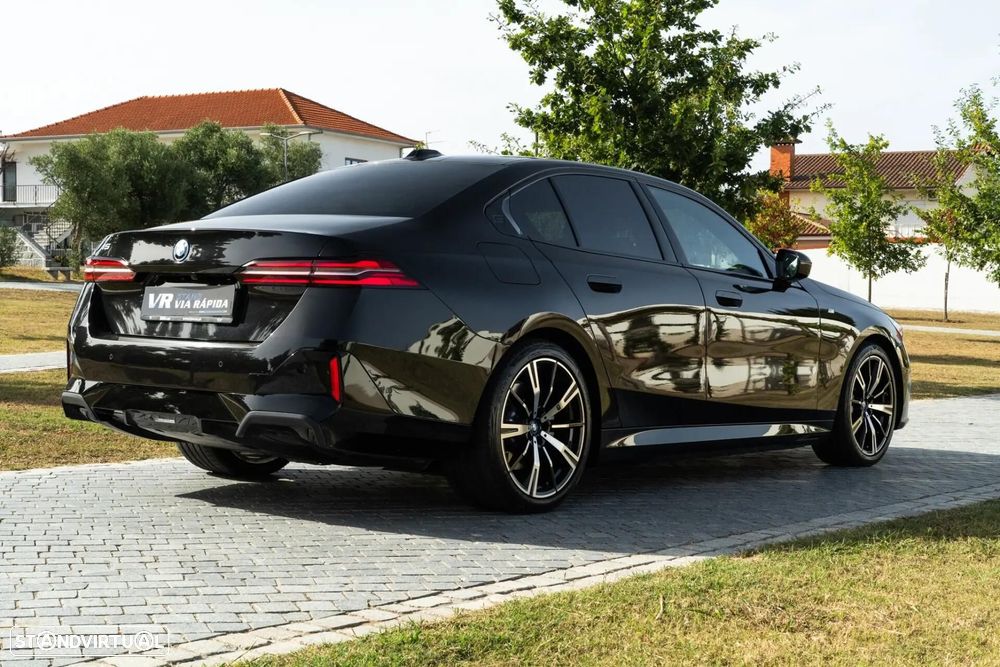 BMW i5 eDrive40 Pack Desportivo M - 5