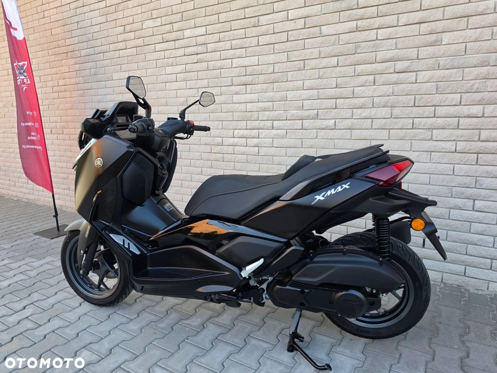 Yamaha X-max - 4
