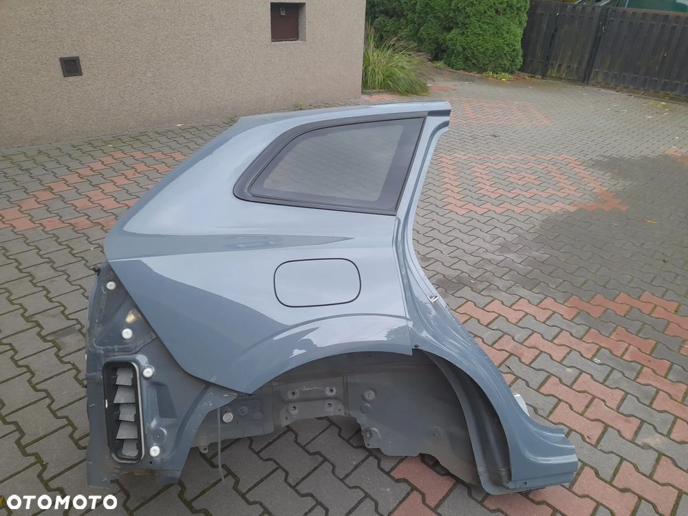 Błotnik prawy tył kolor 728 volvo xc60 II 2023R - 1