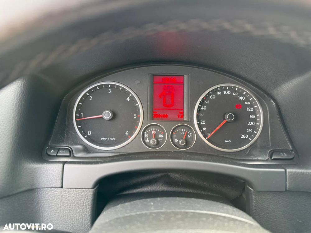 Volkswagen Tiguan 2.0 TDI DPF 4Motion Team - 14