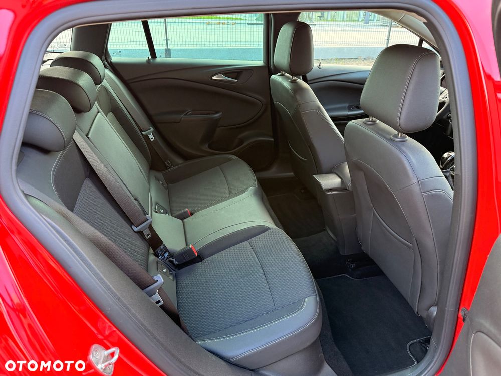 Opel Astra 1.4 T GPF Dynamic - 27