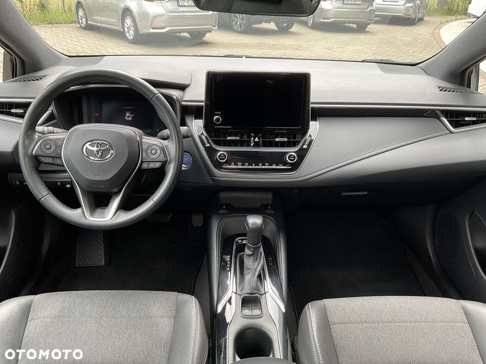 Toyota Corolla - 11