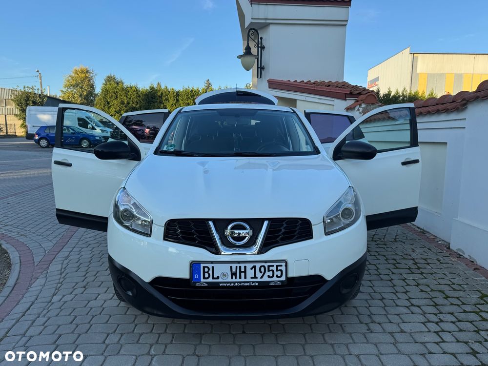 Nissan Qashqai - 25