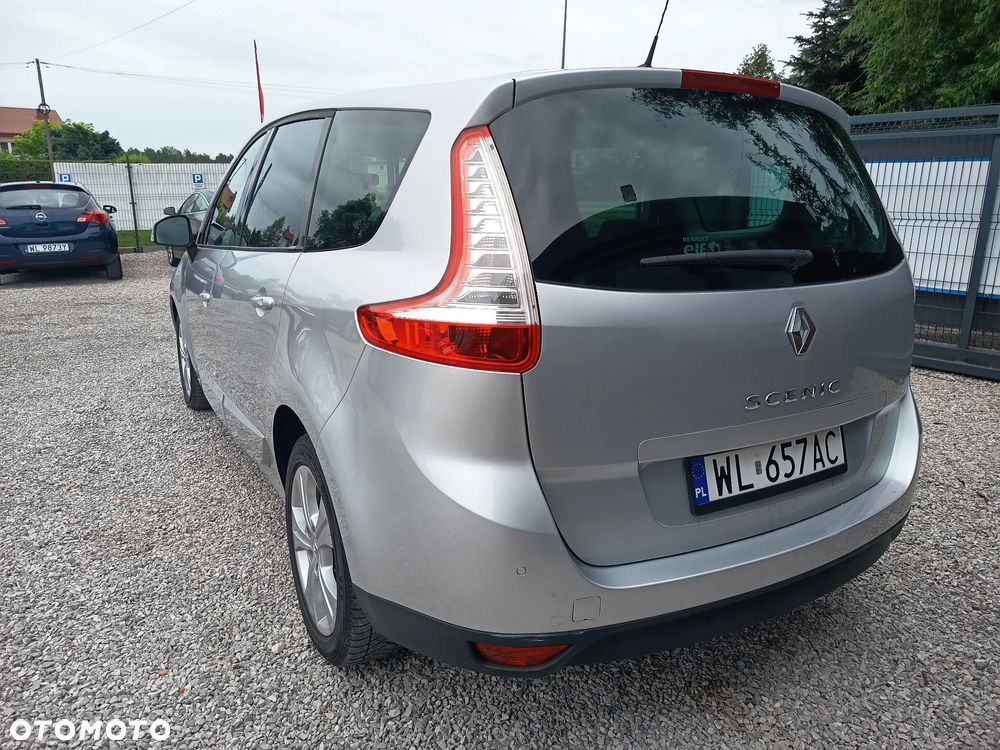 Renault Grand Scenic 2.0 16V 140 CVT Dynamique - 7