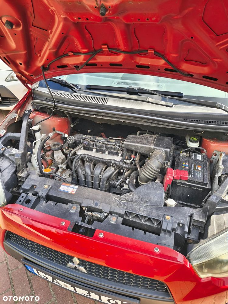 Mitsubishi Colt - 15
