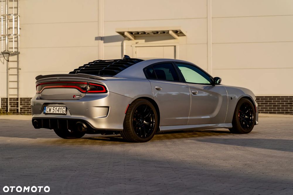 Dodge Charger - 6