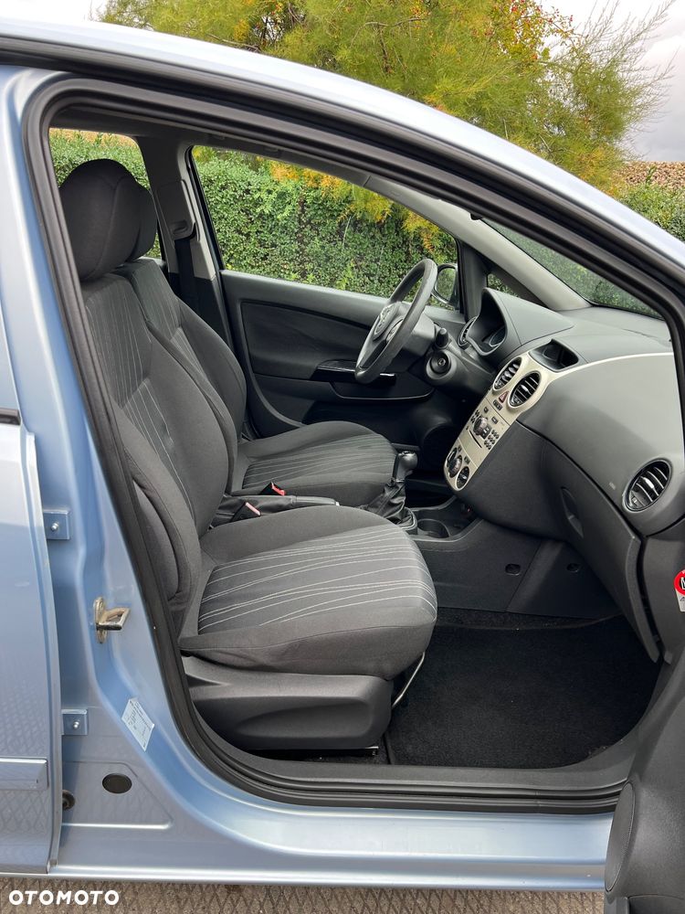 Opel Corsa - 10