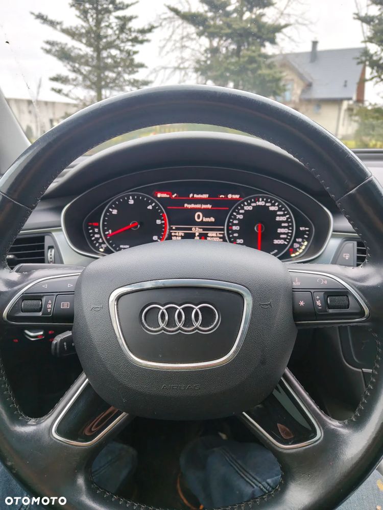 Audi A6 Avant 3.0 TDI quattro S tronic - 24