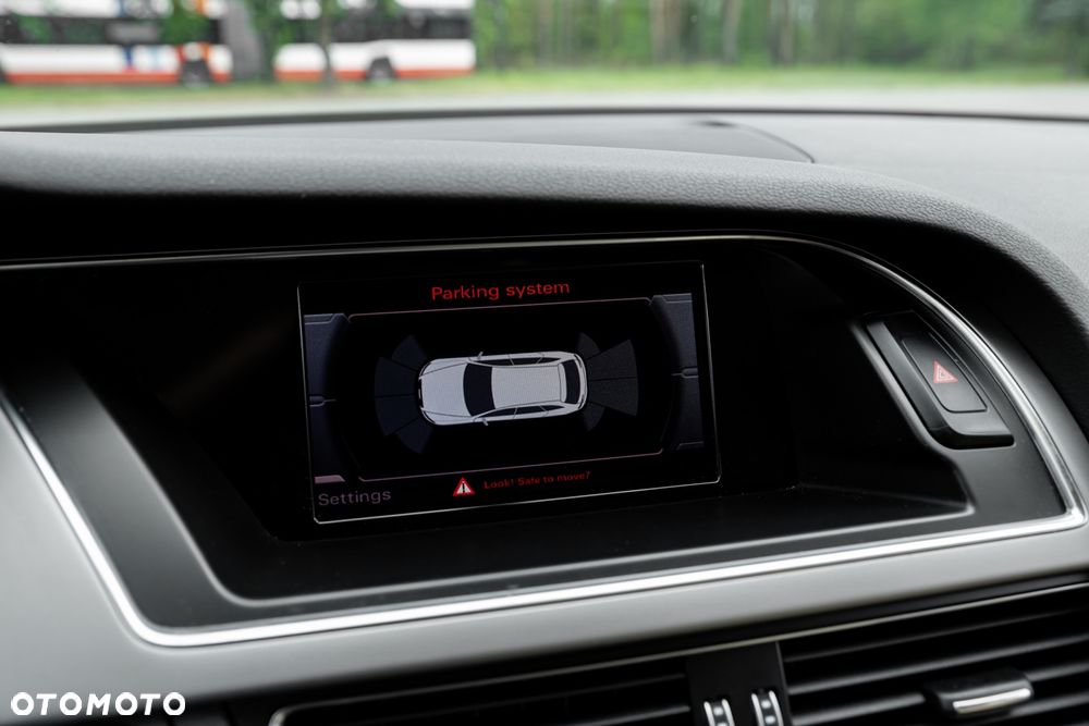Audi A4 Avant 2.0 TDI DPF multitronic Attraction - 38