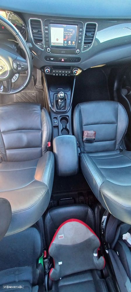 Kia Carens 1.7 CRDi ISG TX - 38