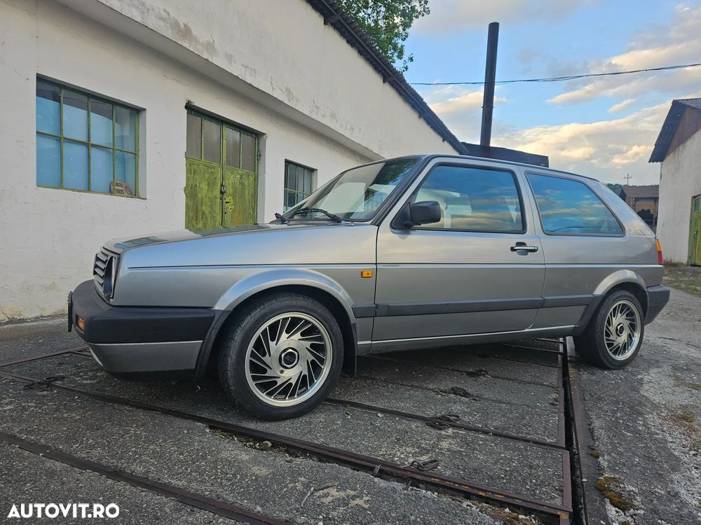 Volkswagen Golf CL - 2