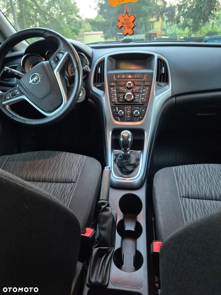 Opel Astra - 26