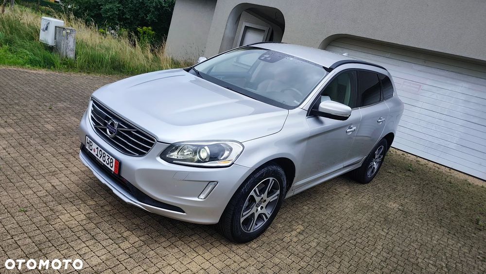 Volvo XC 60 D5 AWD Momentum - 39