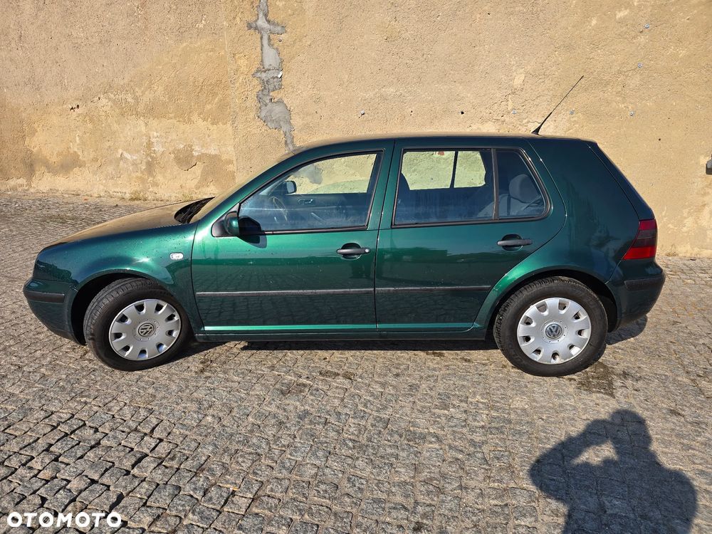 Volkswagen Golf 1.6 - 7