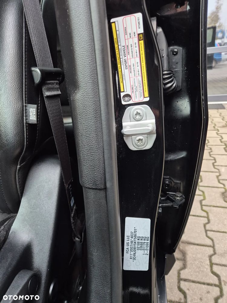 Jeep Compass 2.0 MJD Night Eagle 4WD S&S - 17