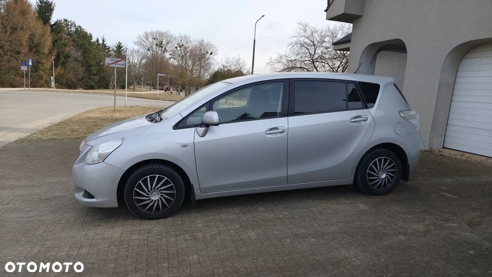 Toyota Verso 1.8 7-Sitzer Skyview Edition - 4