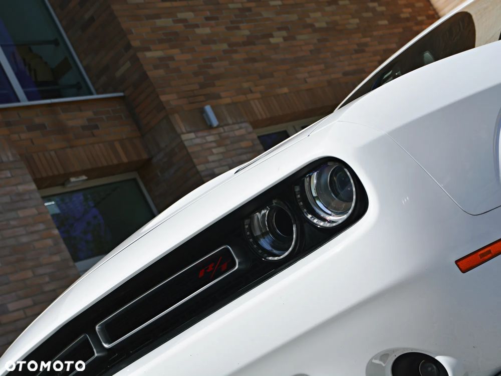 Dodge Challenger 5.7 R/T - 2