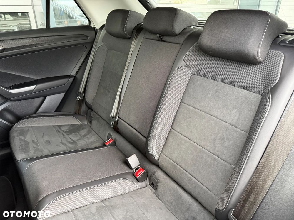 Volkswagen T-Roc 1.5 TSI Style DSG - 26