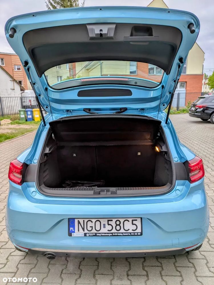 Renault Clio - 16