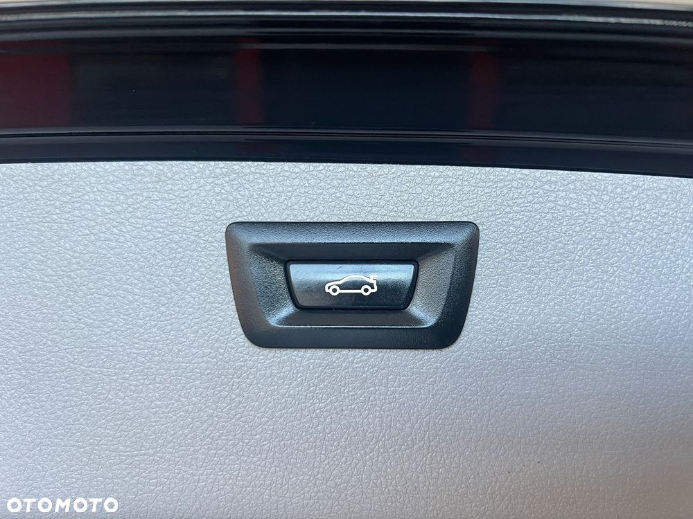 BMW Seria 3 316d Edition Luxury Line Purity - 25