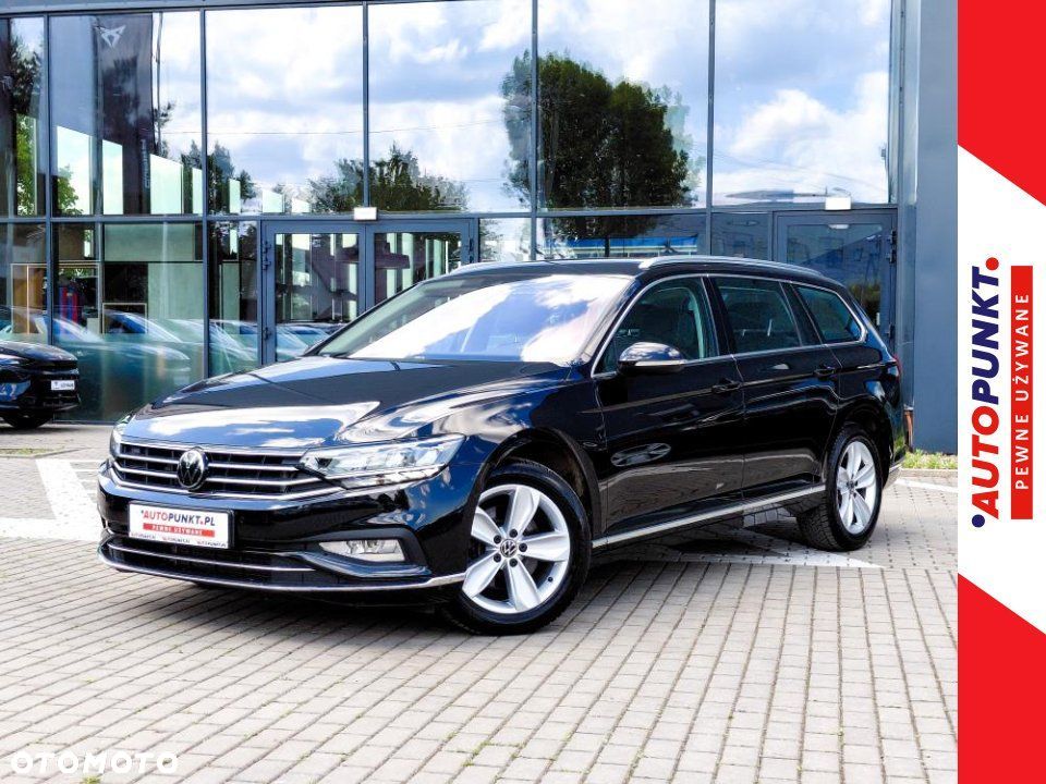 Volkswagen Passat - 1