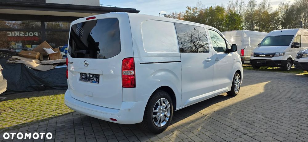 Opel Vivaro 2.0 177KM AUTOMAT 8-biegów - 3