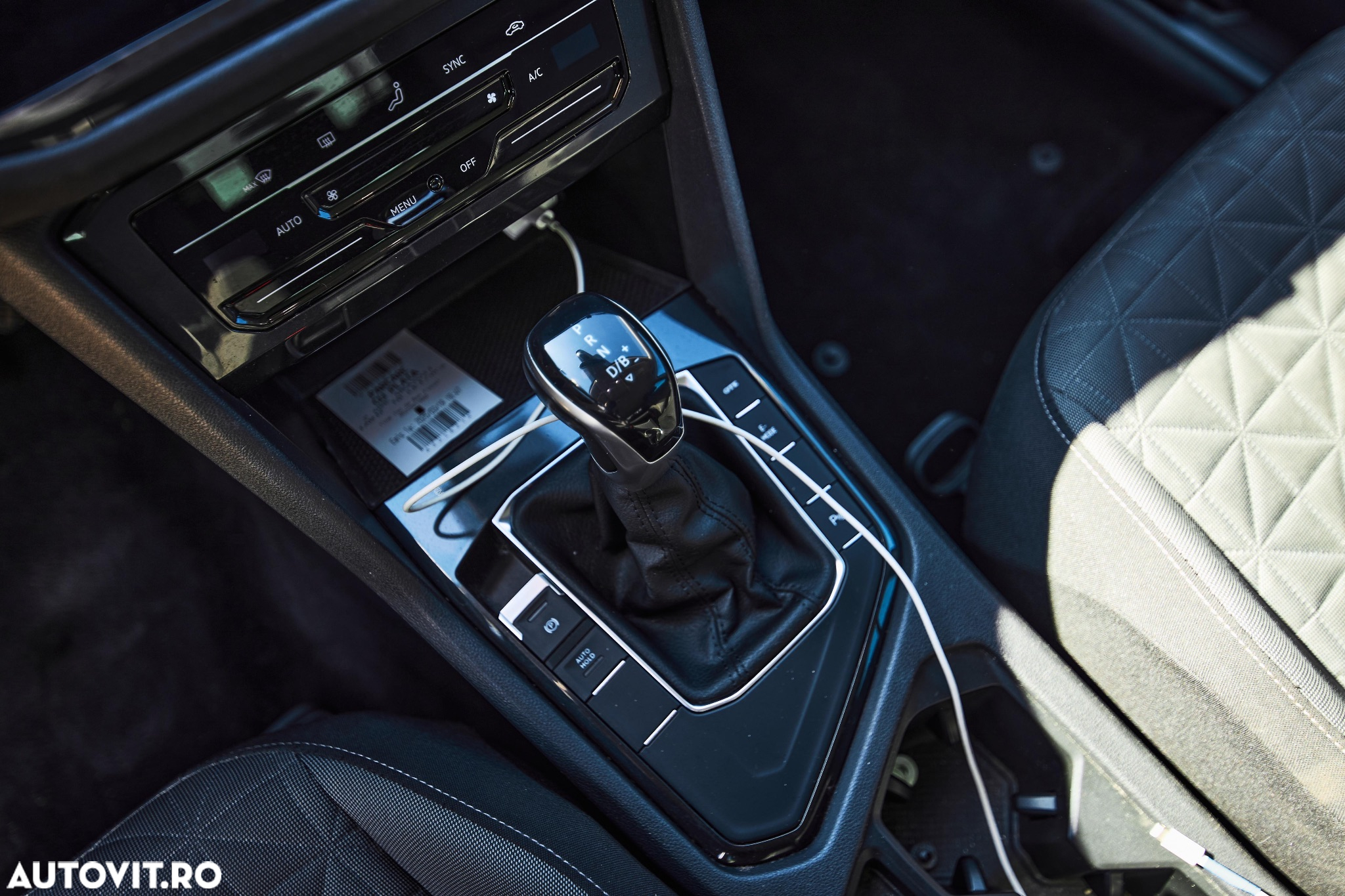 Volkswagen Tiguan 1.4 eHybrid OPF DSG ACTIVE - 19
