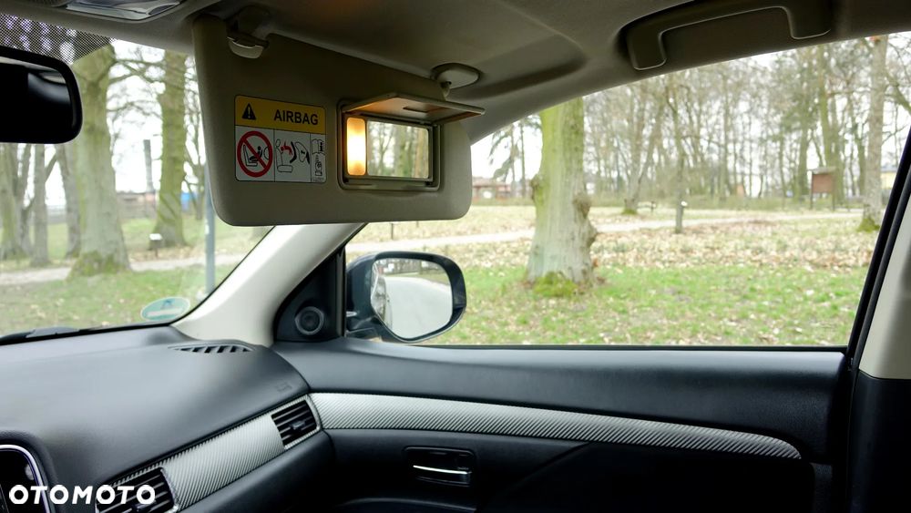 Mitsubishi Outlander 2.0 2WD Diamant - 6