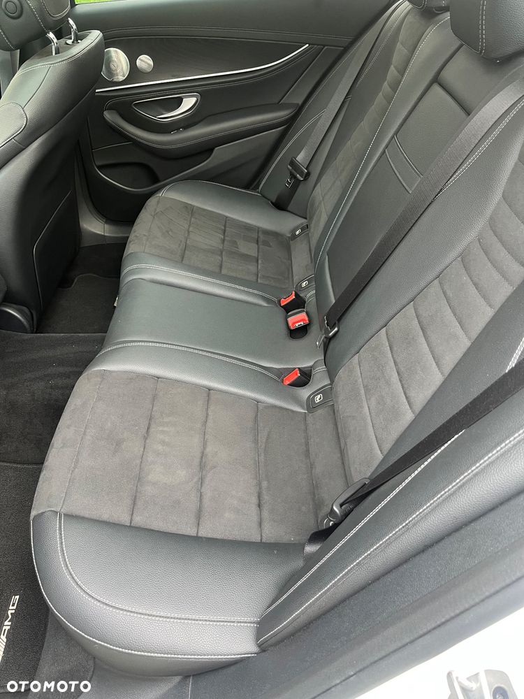 Mercedes-Benz Klasa E 220 d 4-Matic AMG - 14