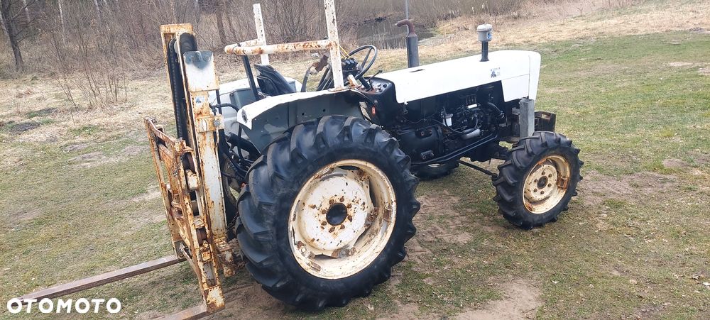 Shibaura SE 4040 4x4 - 11