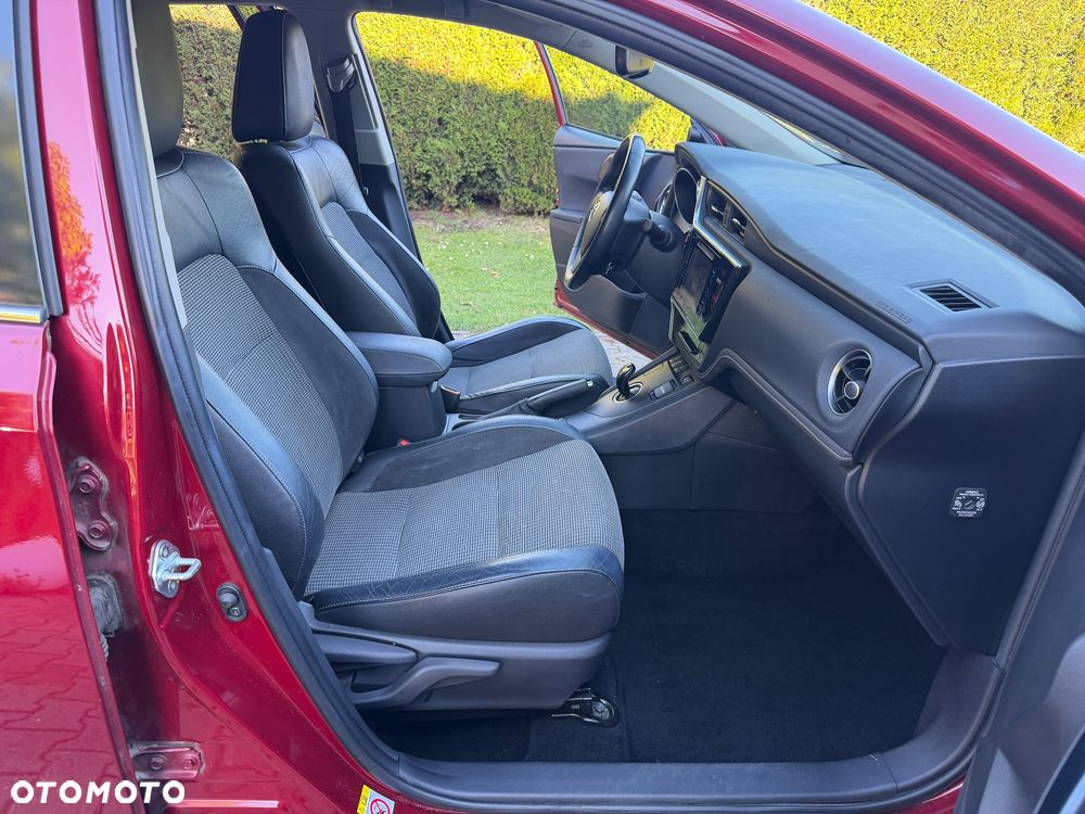 Toyota Auris 1.8 VVT-i Automatik Team Deutschland - 30