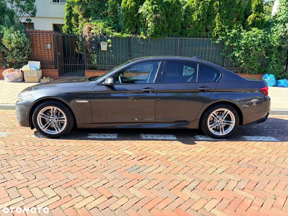 BMW Seria 5 525d xDrive - 7