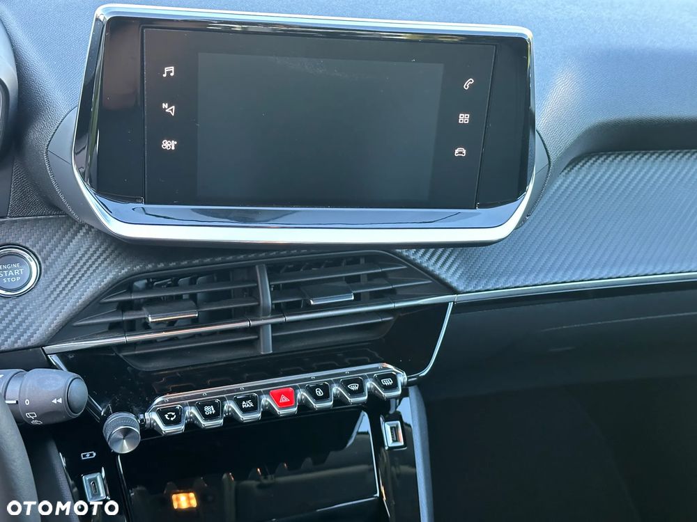 Peugeot 208 Elektromotor 136 Active - 13