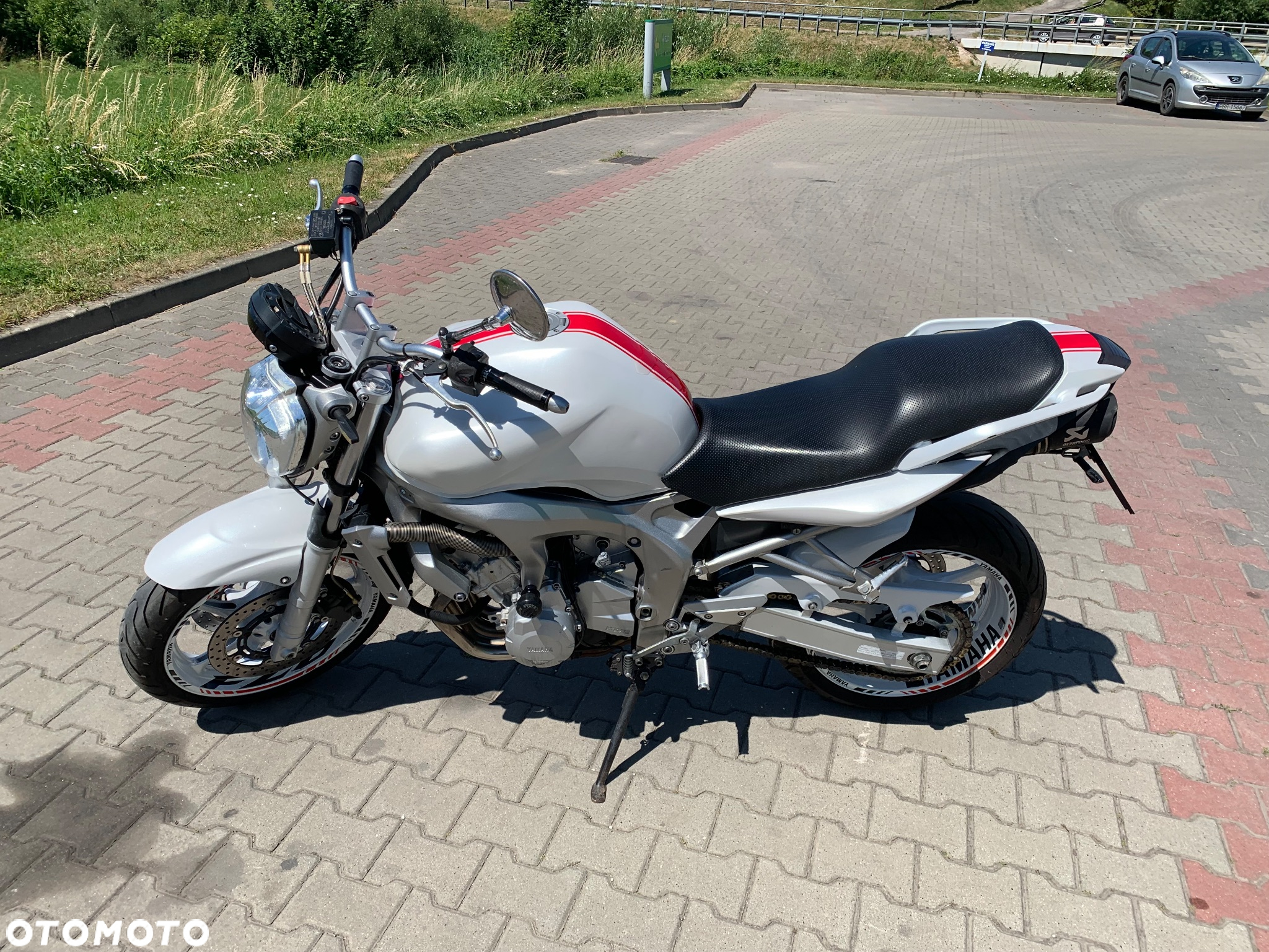 Yamaha FZ6 - 2