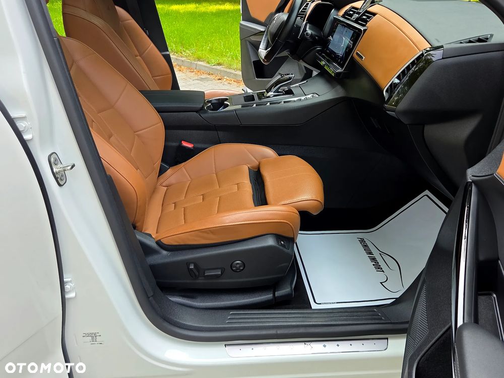 DS Automobiles DS 7 Crossback - 30